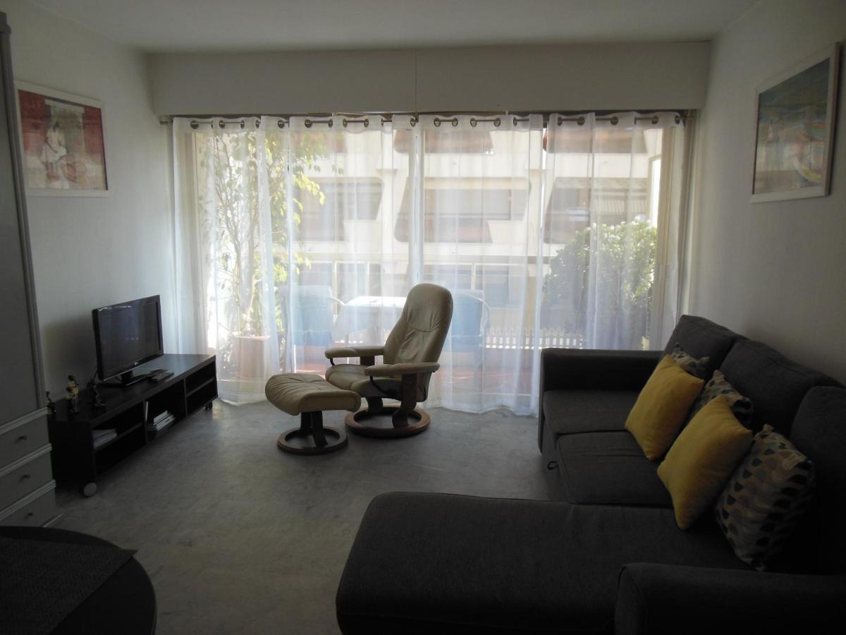 ז'ואן-לה-פינס Appartement Silver La Regence מראה חיצוני תמונה