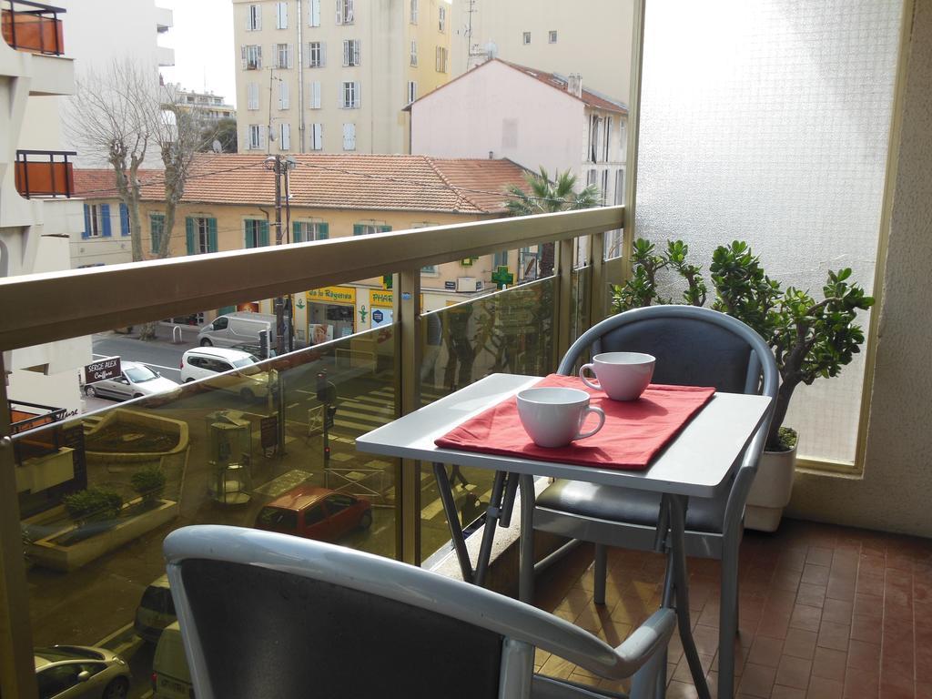 ז'ואן-לה-פינס Appartement Silver La Regence חדר תמונה